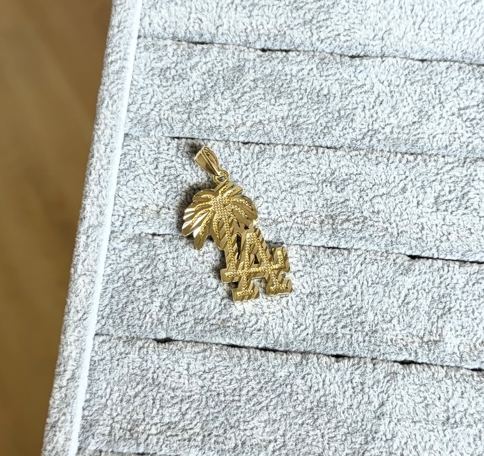 LA Palm Tree Pendant