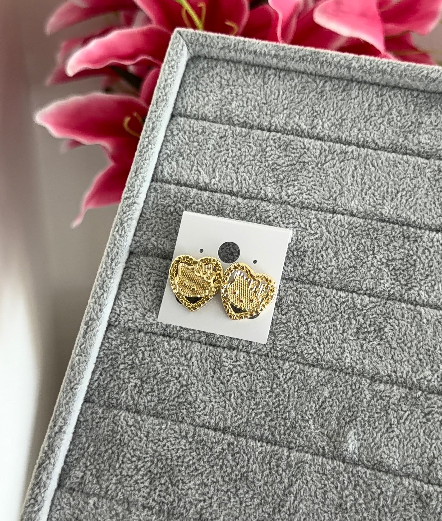 Hk Heart Nugget Earrings